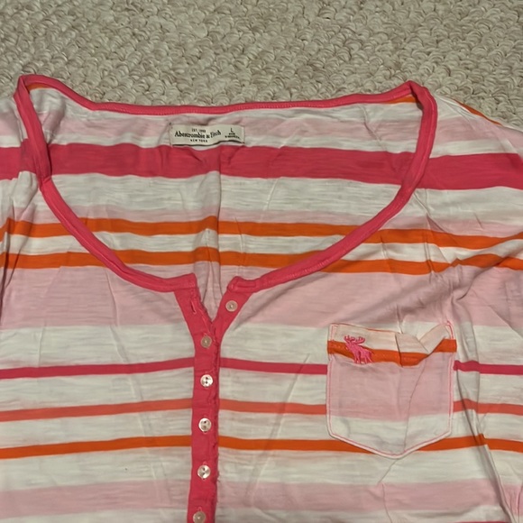 Abercrombie & Fitch Shirt - Picture 2 of 2